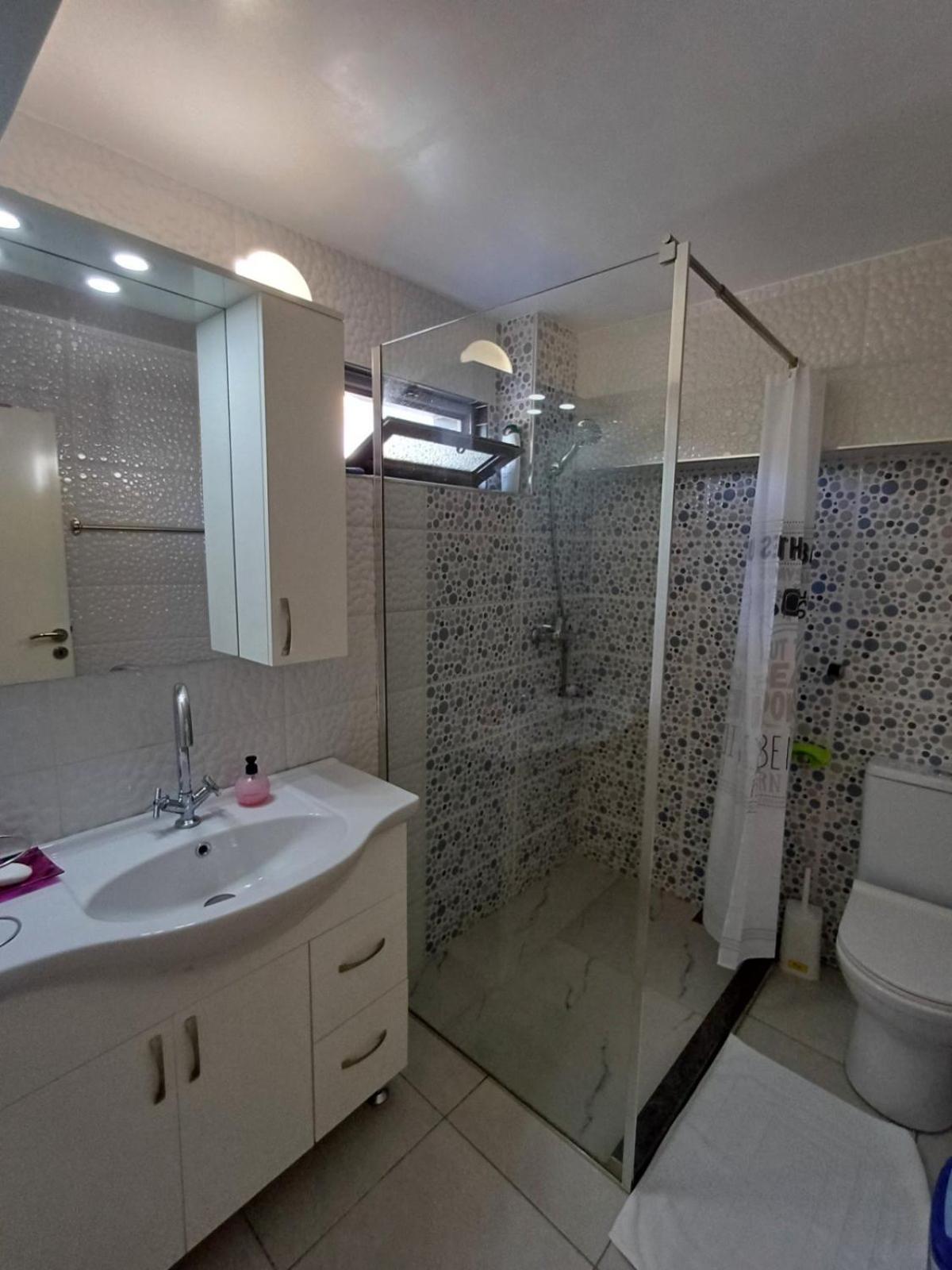 The White House Apartment ดิวิยาเกอ ภายนอก รูปภาพ